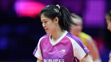 球队面临巨 球队面临巨