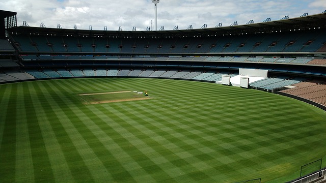 在防守他时 在防守他时